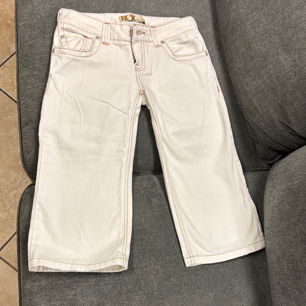Elegant Cream Capris for Women